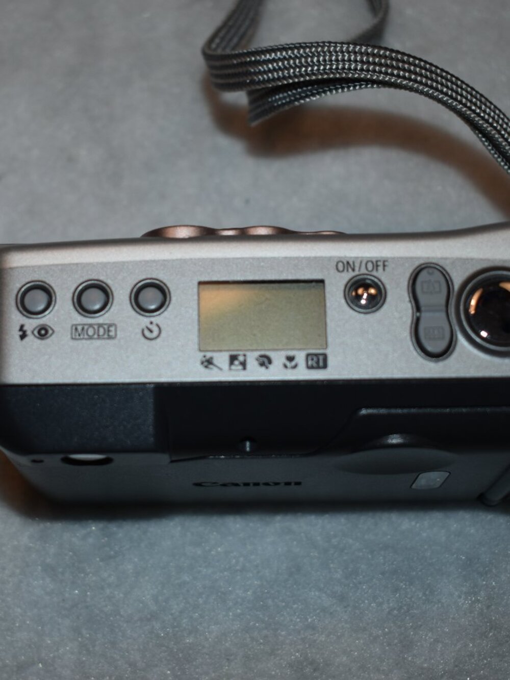 Canon Sure Shot 80u Compact 35mm Film Camera – Silver - Picture 5 of 11
